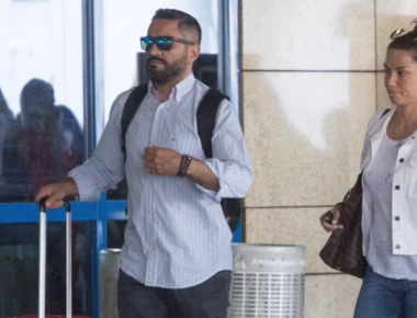 Αρραβωνιάστηκε η ηθοποιός Βάσω Λασκαράκη και ο σεφ Λευτέρης Σουλτάτος (βίντεο)